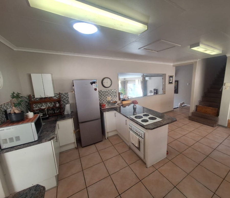 3 Bedroom Property for Sale in Baysvalley Free State